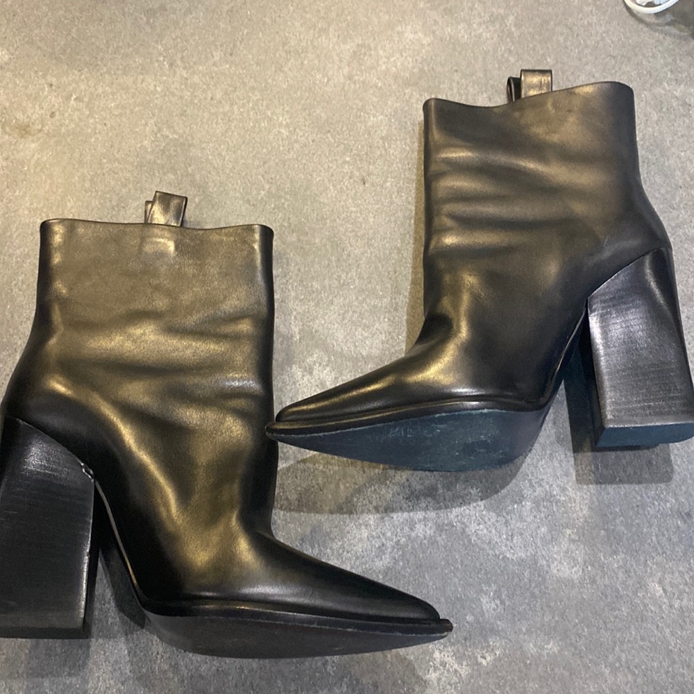 Gorgeous Celine boots . Worn twice! Leather. Made in Italy.